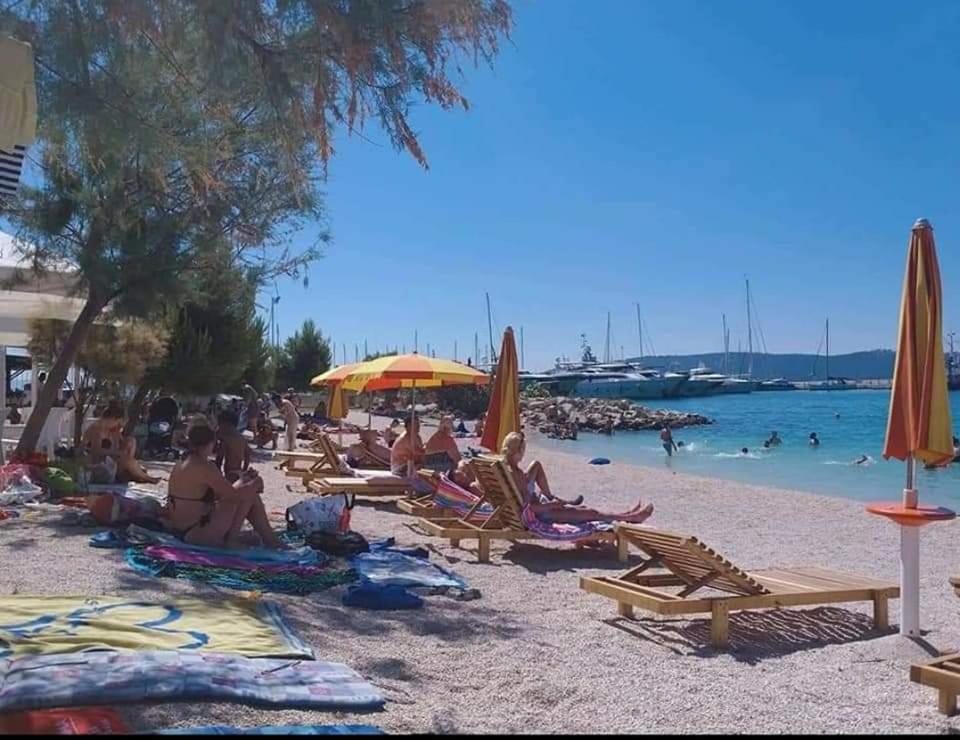 Apartmani Luis Kastela Dış mekan fotoğraf
