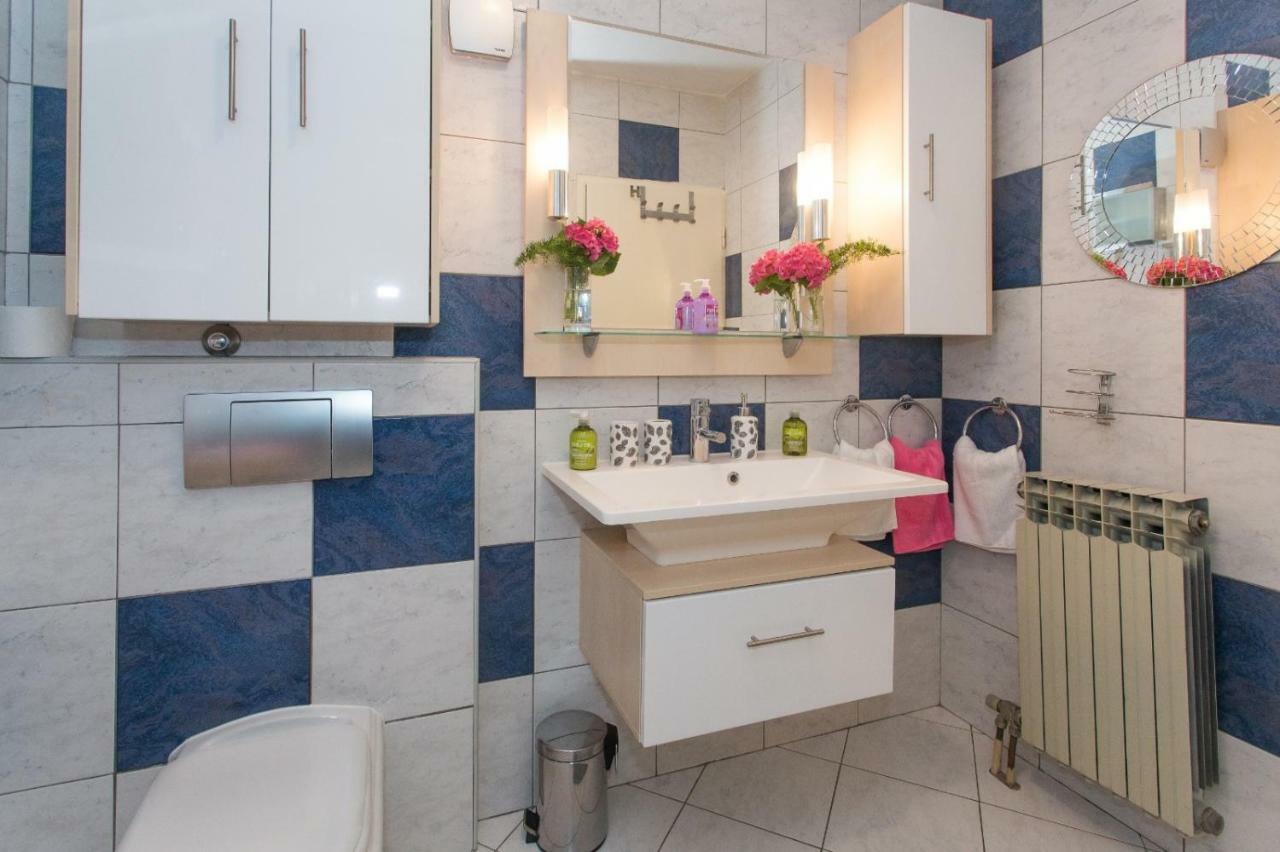 Apartmani Luis Kastela Dış mekan fotoğraf