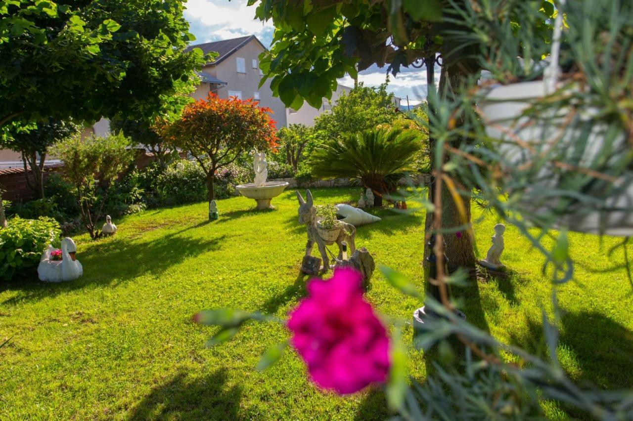 Apartmani Luis Kastela Dış mekan fotoğraf