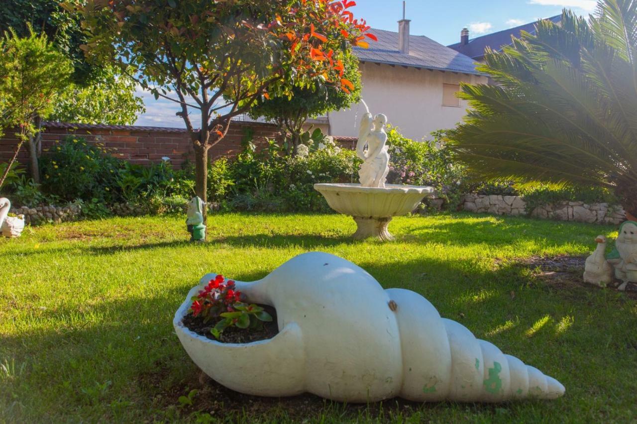 Apartmani Luis Kastela Dış mekan fotoğraf