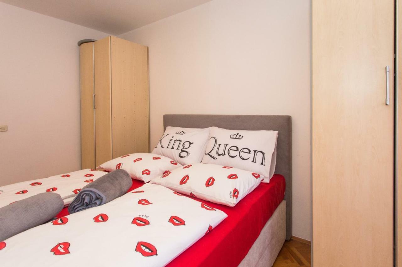 Apartmani Luis Kastela Dış mekan fotoğraf